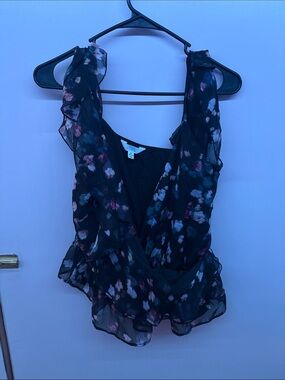 Time and Tru Black Floral Ruffle V-Neck Camisole
